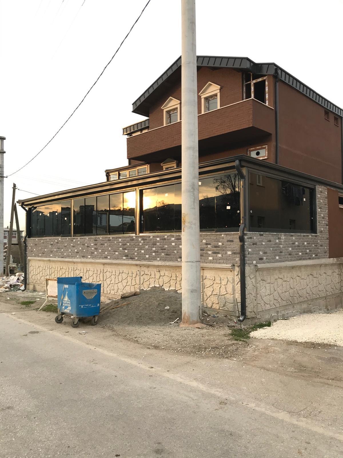 Ev balkonuna özel ölçü cam balkon montajı